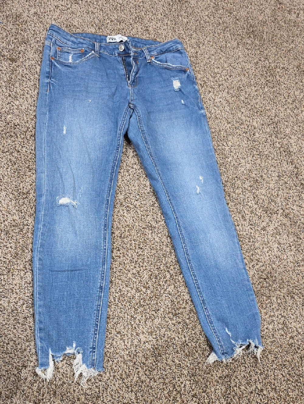 Zara Light Blue Distressed Ankle Crop Jeans